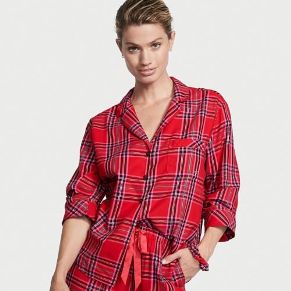 Victoria’s Secret Flannel Pajama TOP ONLY in Lipstick Bold Lurex Plaid, Medium